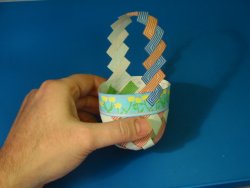 Finished with the papercraft Easter Basket Instructions 8